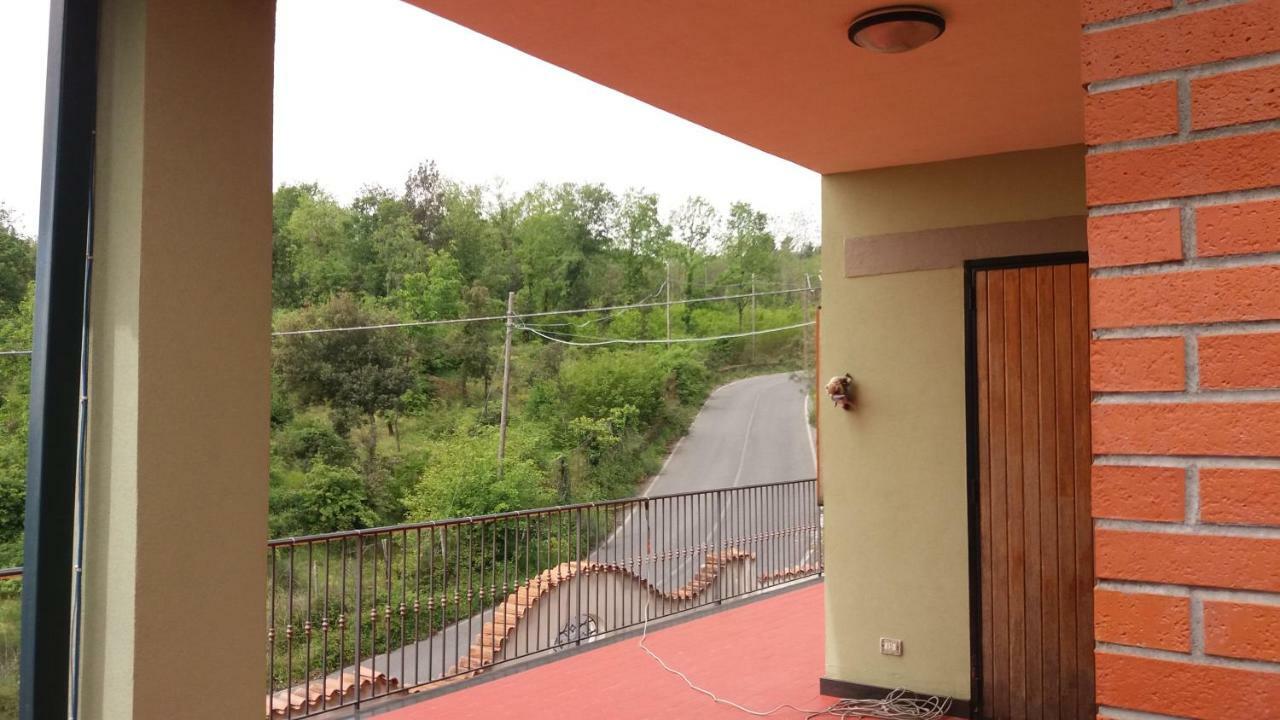 B&B Le Tre Rose Di Maria Pedara Exteriör bild